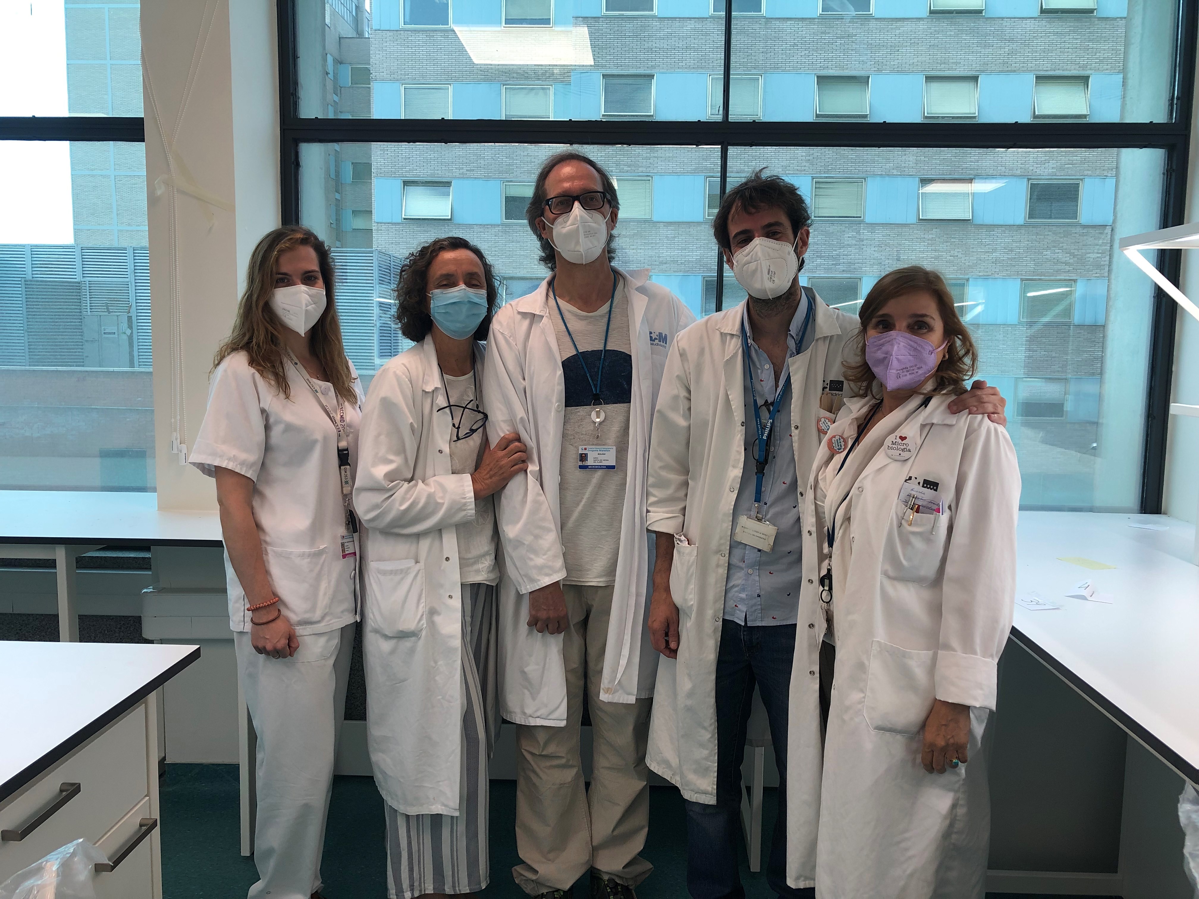 Detectan ARN del SARS‑CoV‑2 en heces, plasma y orina en pacientes con síntomas persistentes después de la COVID‑19