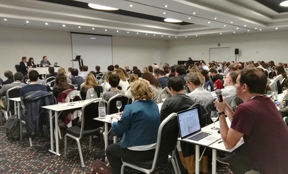 Cuatro investigadores obtienen el Premio a los Mejores Pósteres en las X Jornadas Científicas del CIBEREHD Cuatro investigadores obtienen el Premio a los Mejores Pósteres en las X Jornadas Científicas del CIBEREHD